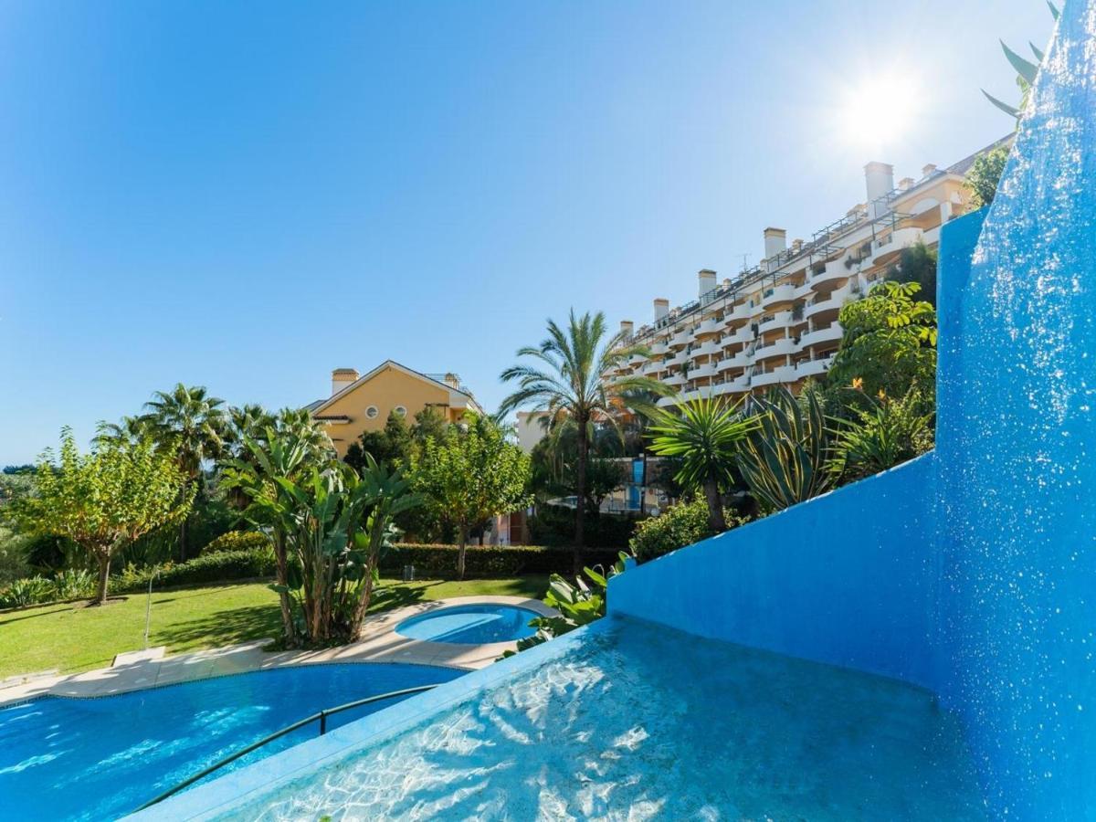 Señorio De Aloha 3 Bedroom Duplex Within Walking Distance To Puerto Banus Apartamento Marbella